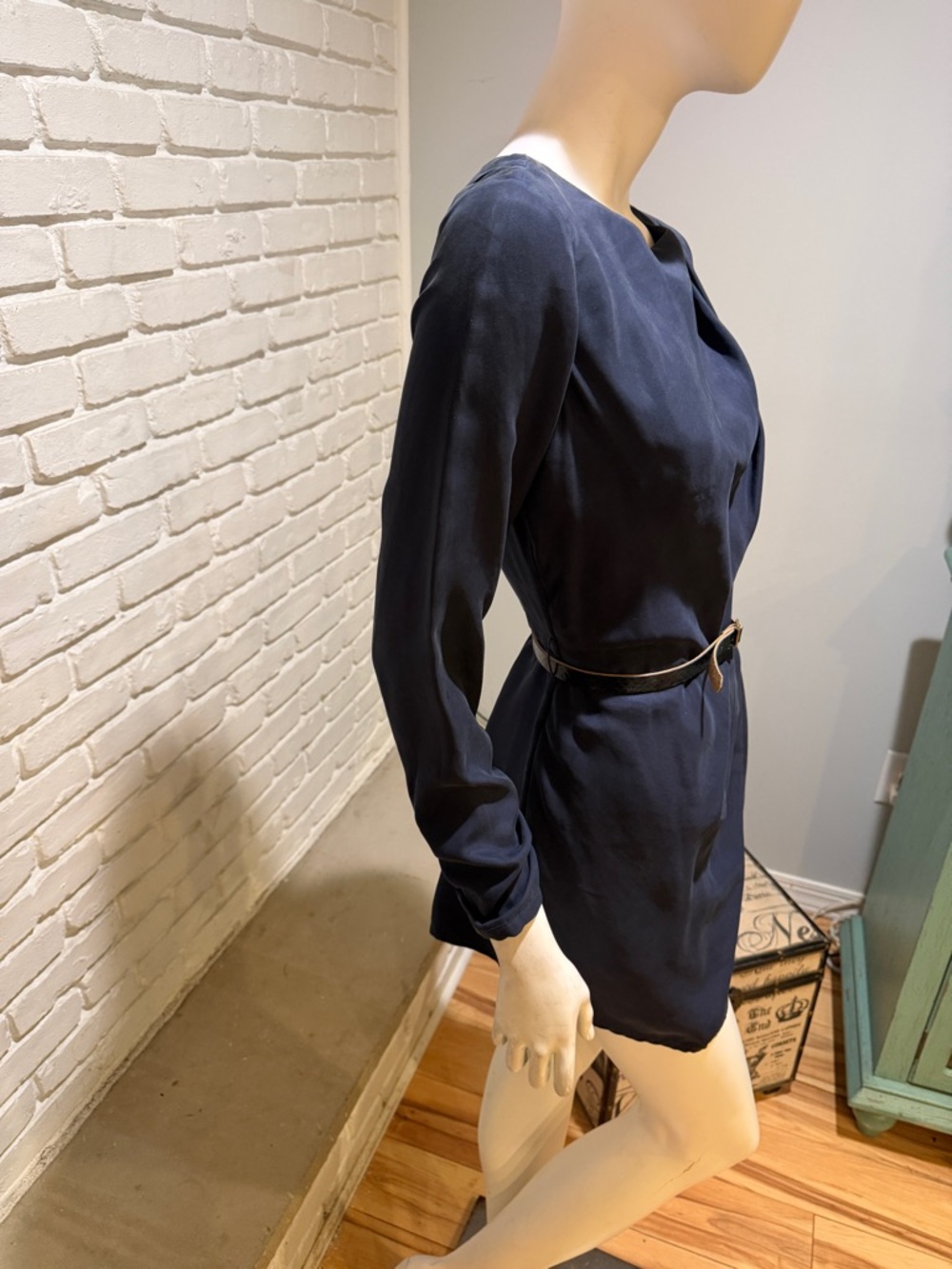 Dolce Vita 100% Silk Navy Shorts Romper Dress Belted Draped Mini NWT LONG SLEEVE - Picture 7 of 13